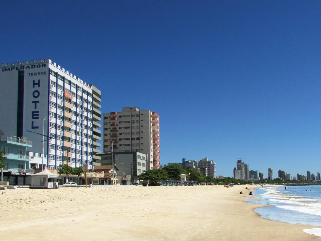 Imperador Turismo Hotel Piçarras Exteriör bild